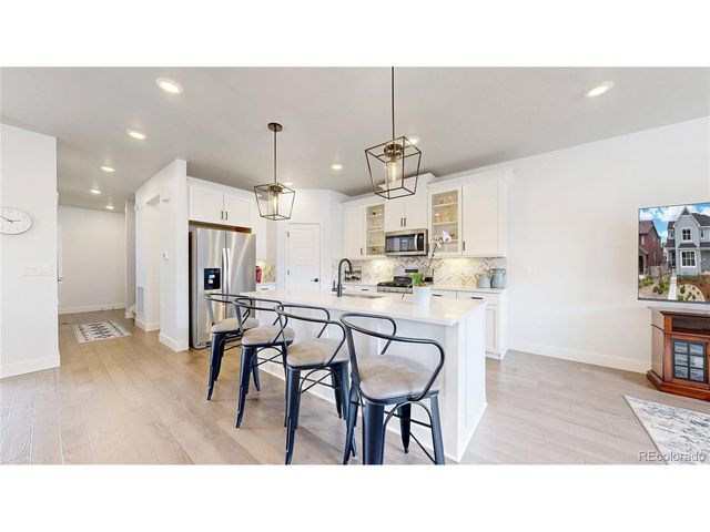 9787 Banner Peak St, Littleton, CO 80125