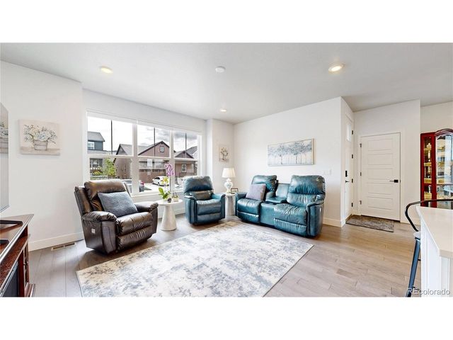 9787 Banner Peak St, Littleton, CO 80125