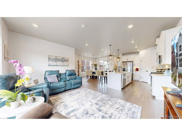 9787 Banner Peak St, Littleton, CO 80125