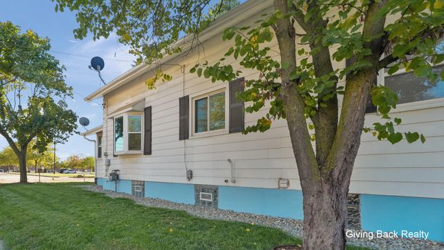 1503 Burton Street SW, Wyoming, MI 49509