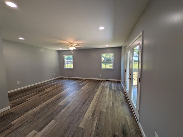 141 Redwood Avenue, Dayton, TN 37321