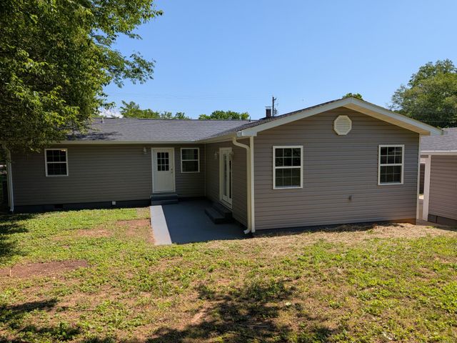 141 Redwood Avenue, Dayton, TN 37321