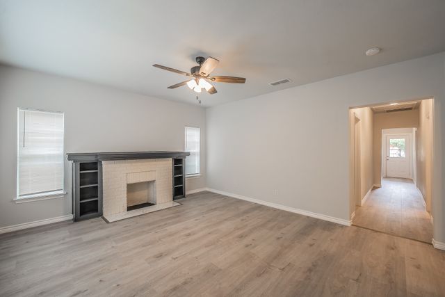3613 Ada Avenue, Fort Worth, TX 76105