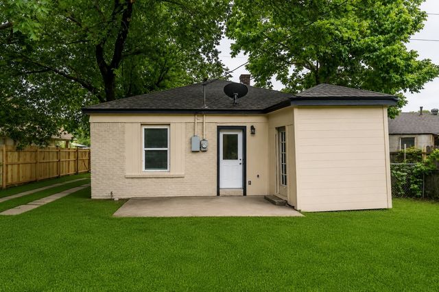 3613 Ada Avenue, Fort Worth, TX 76105