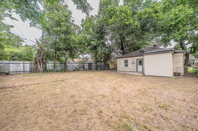 3613 Ada Avenue, Fort Worth, TX 76105