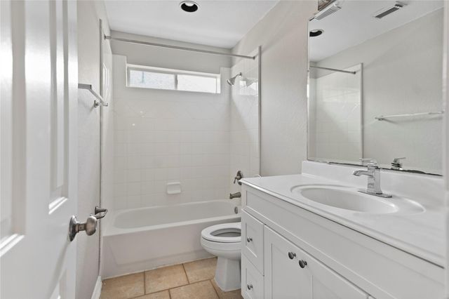 2903 Weatherford Court, Pearland, TX 77584
