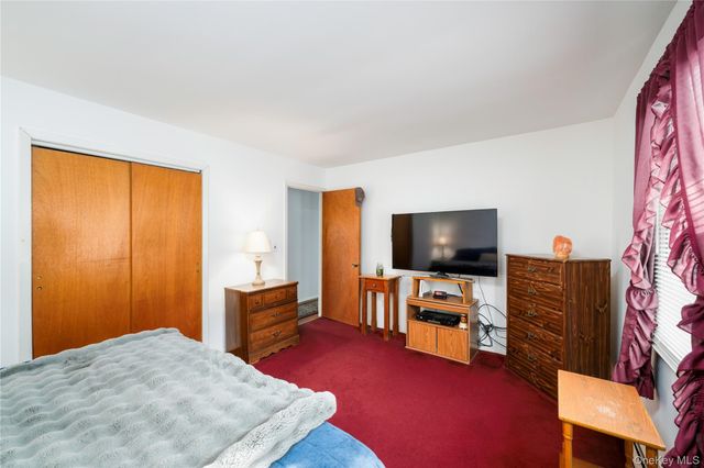 39 Worthington Drive W, Carmel, NY 10512