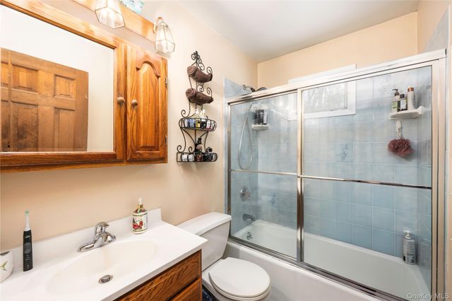 39 Worthington Drive W, Carmel, NY 10512