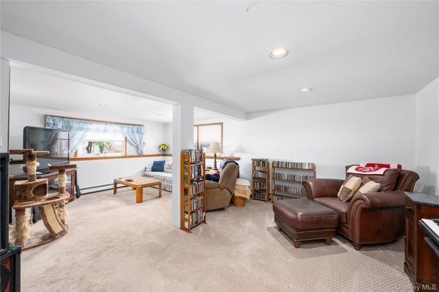 39 Worthington Drive W, Carmel, NY 10512