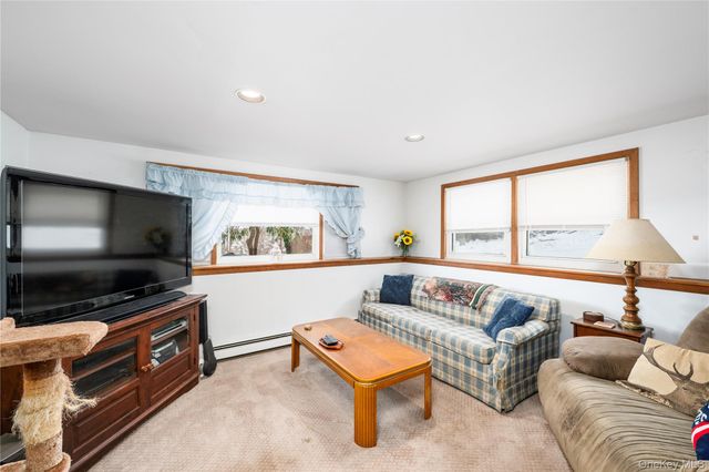 39 Worthington Drive W, Carmel, NY 10512