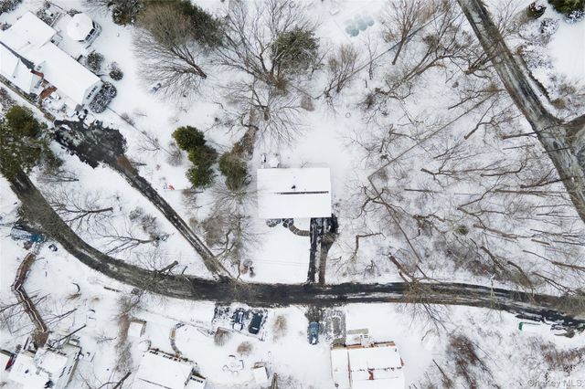 39 Worthington Drive W, Carmel, NY 10512