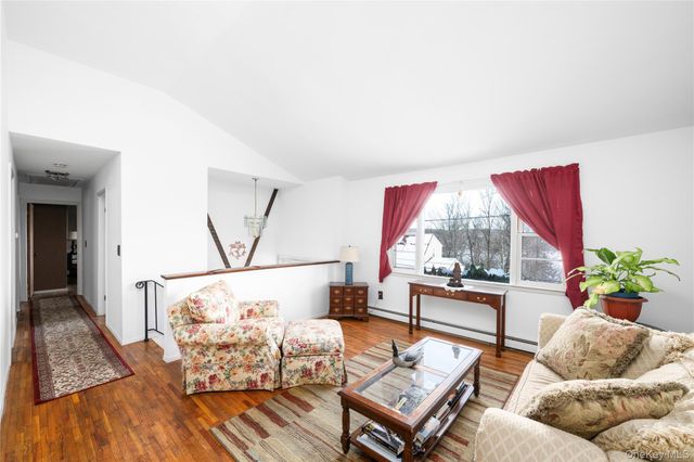 39 Worthington Drive W, Carmel, NY 10512