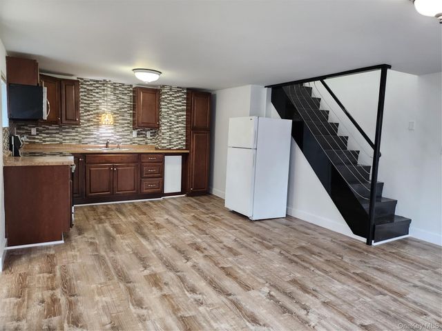 1614 Route 9G, Hyde Park, NY 12538