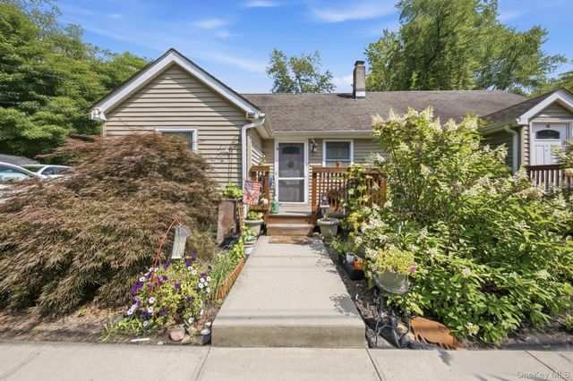 1614 Route 9G, Hyde Park, NY 12538