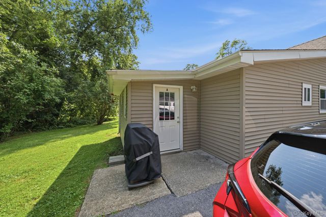 1614 Route 9G, Hyde Park, NY 12538