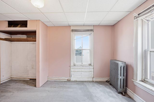 117 W DOUGLASS ST, Reading, PA 19601