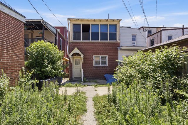 117 W DOUGLASS ST, Reading, PA 19601