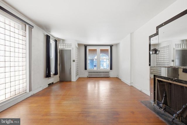 117 W DOUGLASS ST, Reading, PA 19601