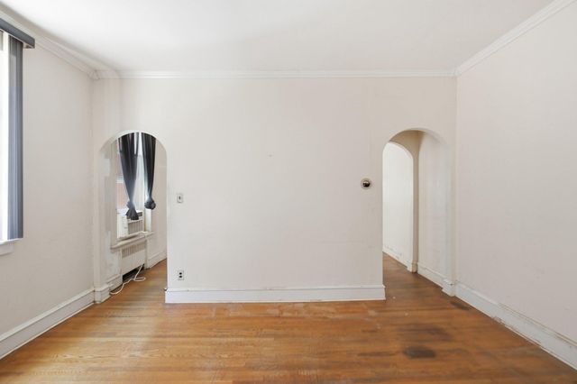 117 W DOUGLASS ST, Reading, PA 19601