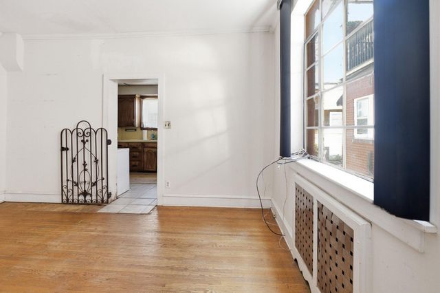 117 W DOUGLASS ST, Reading, PA 19601