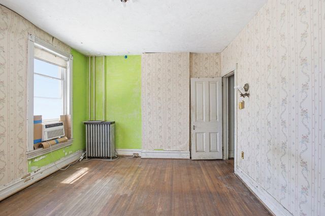 117 W DOUGLASS ST, Reading, PA 19601
