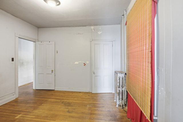 117 W DOUGLASS ST, Reading, PA 19601