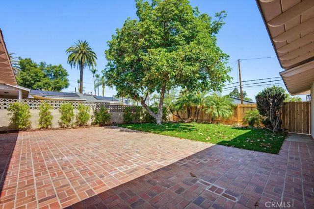 109 E Francis Street, Corona, CA 92879