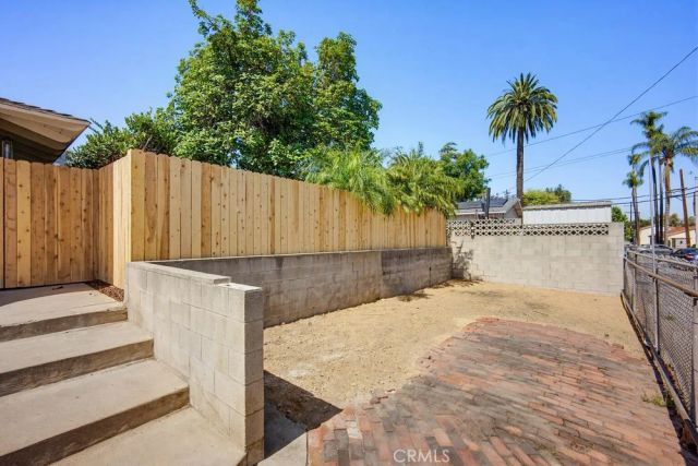 109 E Francis Street, Corona, CA 92879
