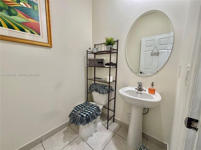 11032 W 33rd Way, Hialeah, FL 33018