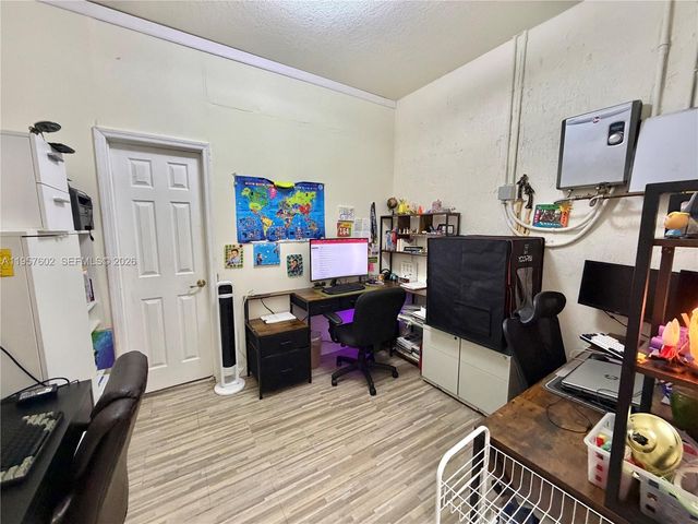 11032 W 33rd Way, Hialeah, FL 33018