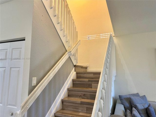 11032 W 33rd Way, Hialeah, FL 33018