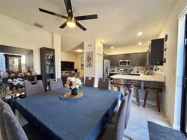 11032 W 33rd Way, Hialeah, FL 33018