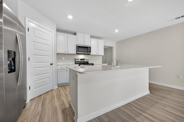 2801 Tallgrass Court, Crestview, FL 32536