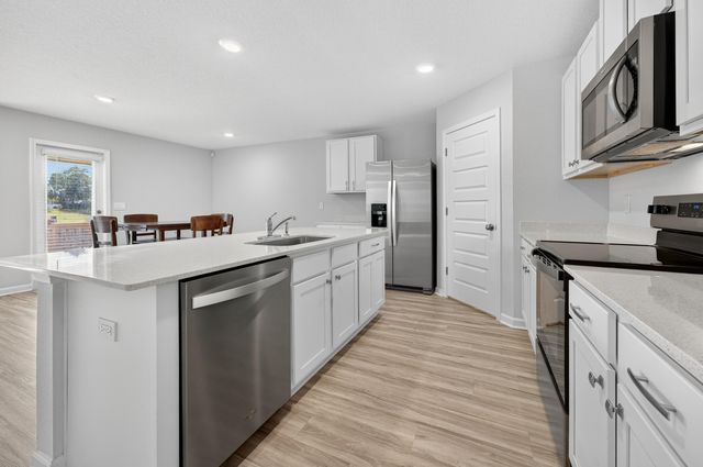 2801 Tallgrass Court, Crestview, FL 32536