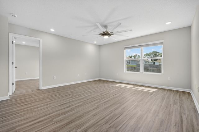 2801 Tallgrass Court, Crestview, FL 32536