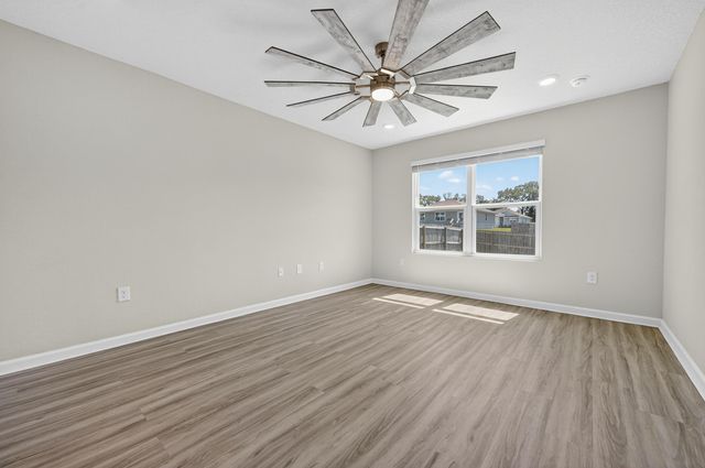 2801 Tallgrass Court, Crestview, FL 32536