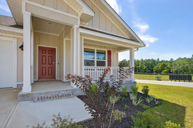 2801 Tallgrass Court, Crestview, FL 32536