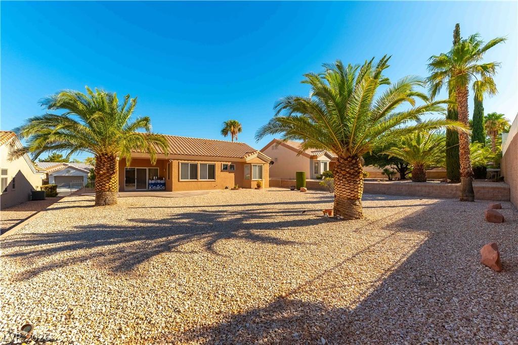 10608 Mission Lakes Avenue, Las Vegas, NV 89134 — photo 4