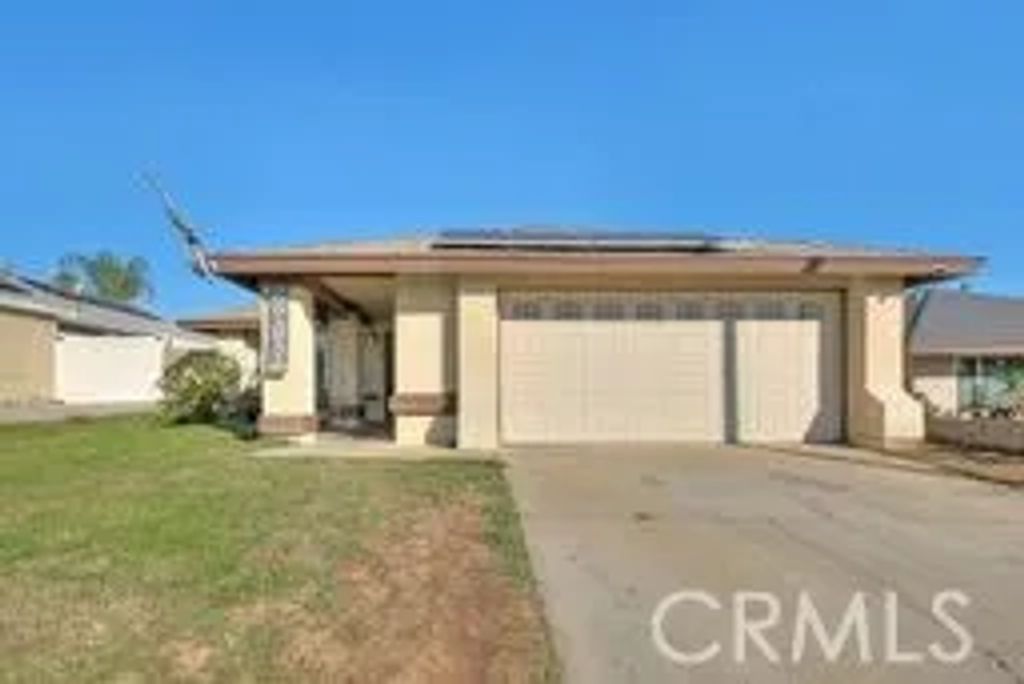 6292 Candle Light, Jurupa Valley, CA 92509