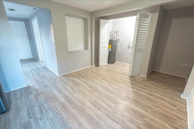 8623 N WILLOW AVENUE, Tampa, FL 33604