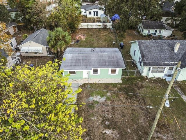 8623 N WILLOW AVENUE, Tampa, FL 33604