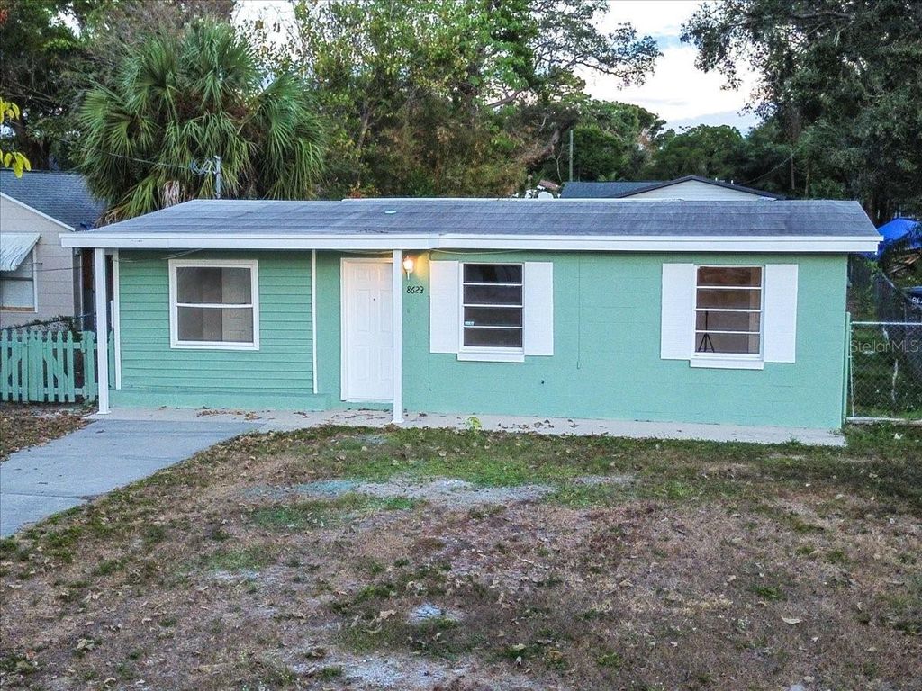 8623 N WILLOW AVENUE, Tampa, FL 33604