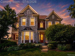 49335 Dominion Court, Canton, MI 48187