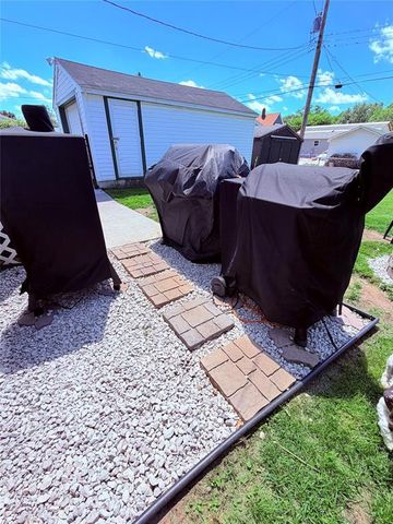 1220 Barron Street, Eau Claire, WI 54703