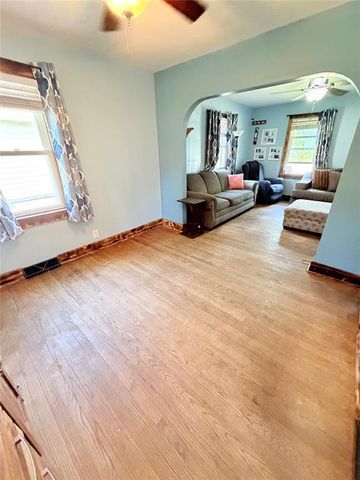 1220 Barron Street, Eau Claire, WI 54703