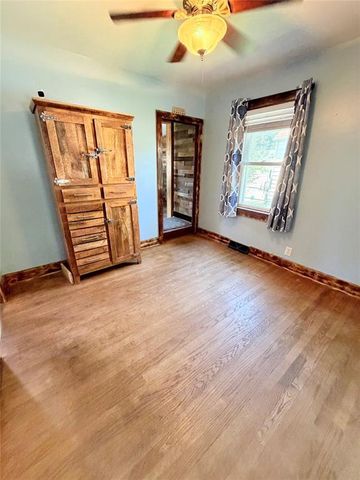 1220 Barron Street, Eau Claire, WI 54703