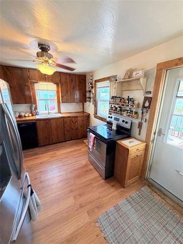 1220 Barron Street, Eau Claire, WI 54703