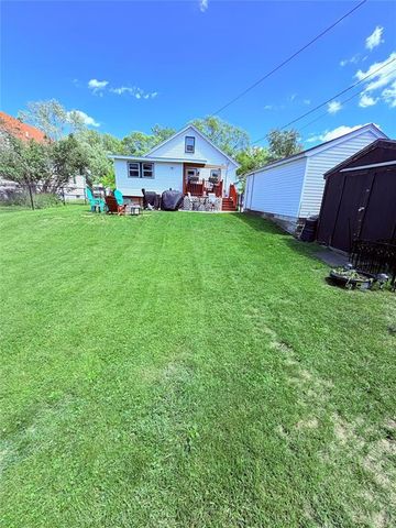 1220 Barron Street, Eau Claire, WI 54703