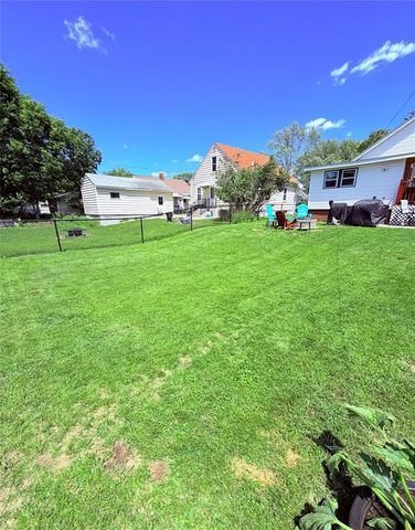 1220 Barron Street, Eau Claire, WI 54703