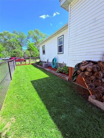 1220 Barron Street, Eau Claire, WI 54703